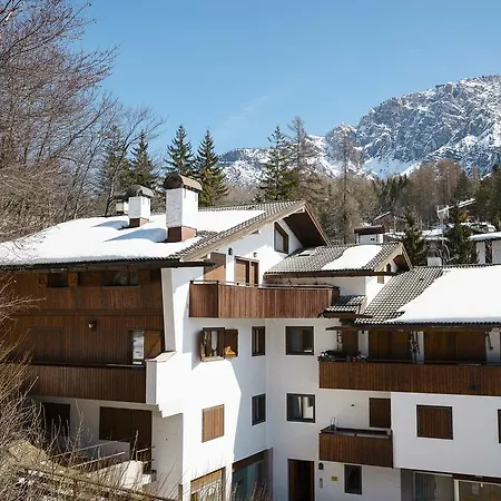 Franchetti - Stayincortina Lägenhet Cortina dʼAmpezzo